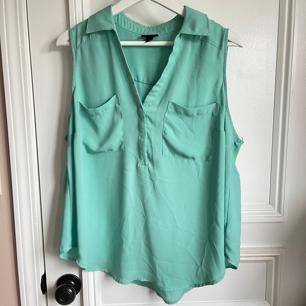 Torrid Mint Green/Teal Sleeveless Blouse with Relaxed Fit